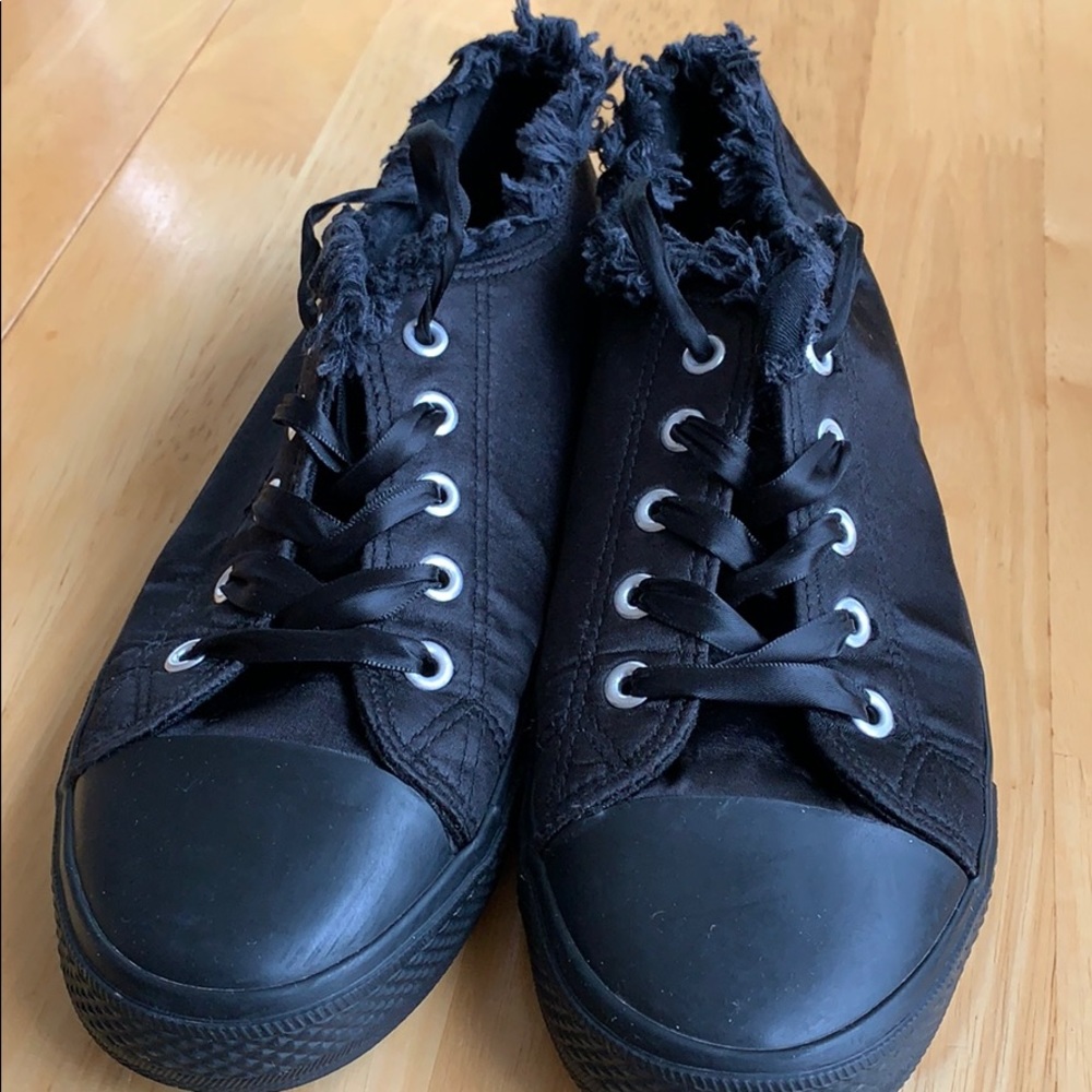 Ripped silky converse knock-offs